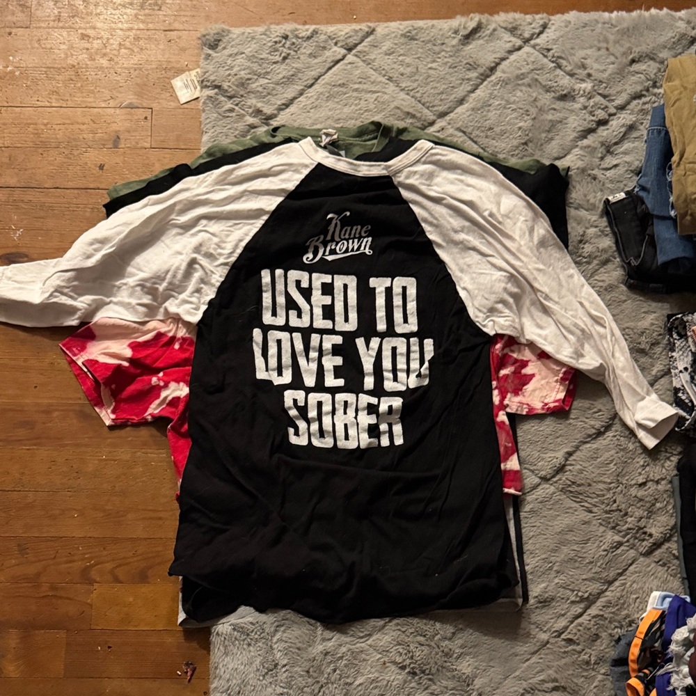 Black and White Graphic Raglan Tee